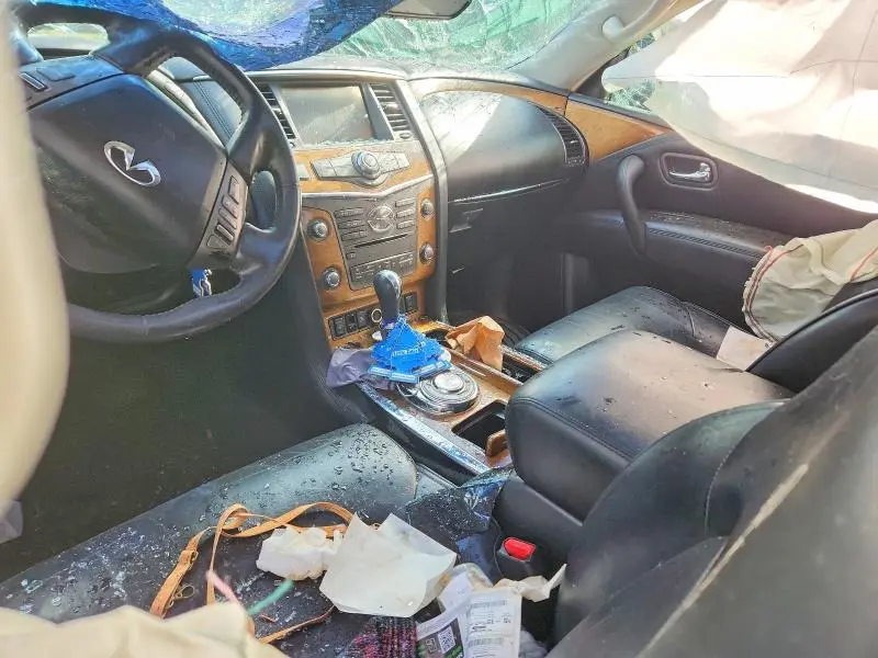 2014 INFINITI QX80   