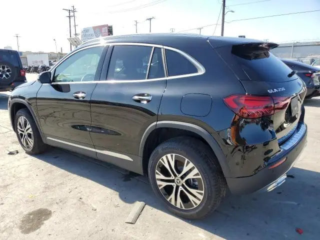 2025 MERCEDES-BENZ GLA 250  