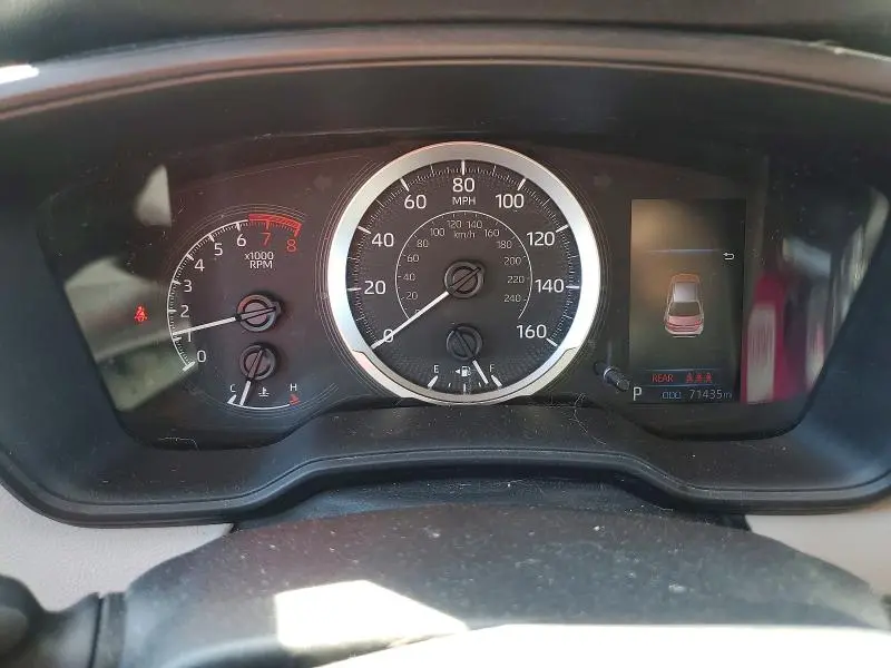 2021 TOYOTA COROLLA LE  