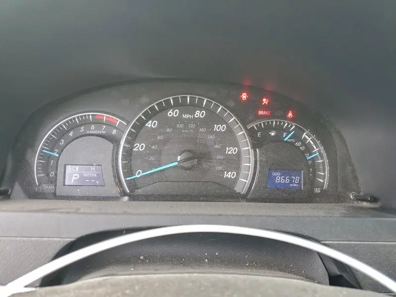 2012 TOYOTA CAMRY BASE  