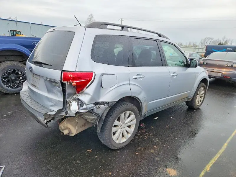 2013 SUBARU FORESTER 2.5X PREMIUM  
