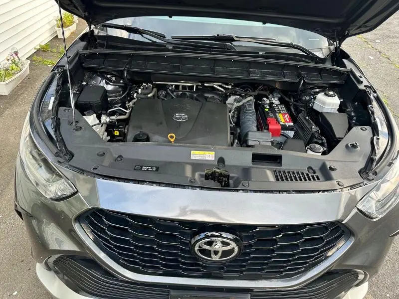 2022 TOYOTA HIGHLANDER XSE  