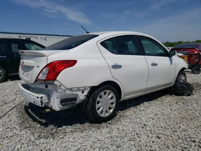 2019 NISSAN VERSA S  