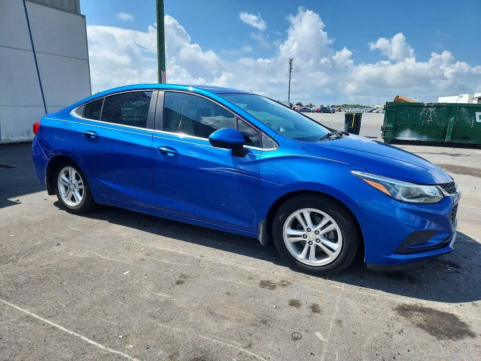 2018 CHEVROLET CRUZE LT  