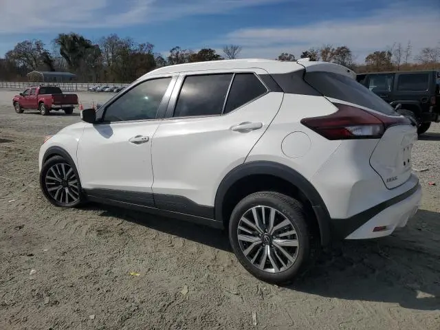 2023 NISSAN KICKS SV  