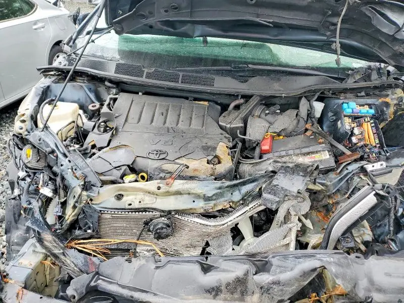 2015 TOYOTA VENZA LIMITED  