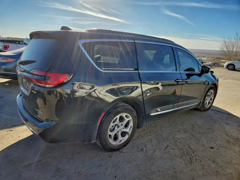 2023 CHRYSLER PACIFICA LIMITED  