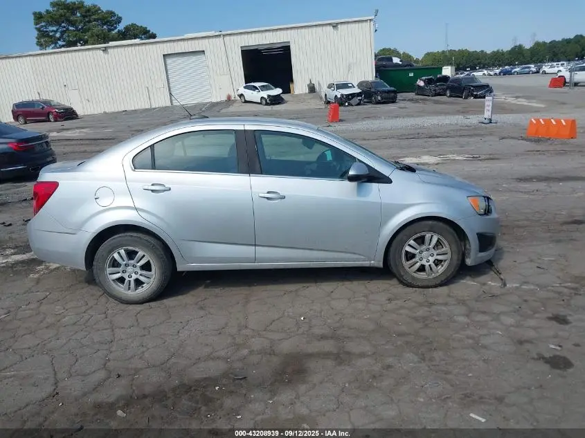 2015 CHEVROLET SONIC LT AUTO