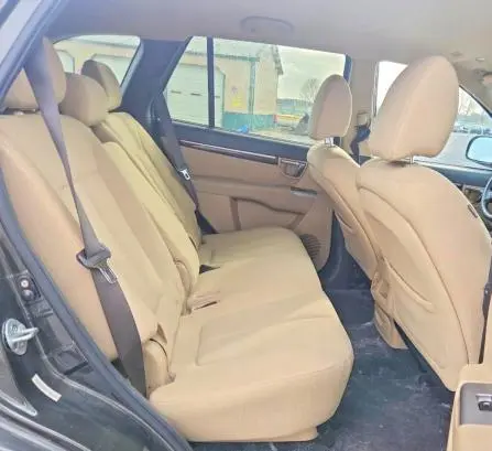 2010 HYUNDAI SANTA FE GLS  