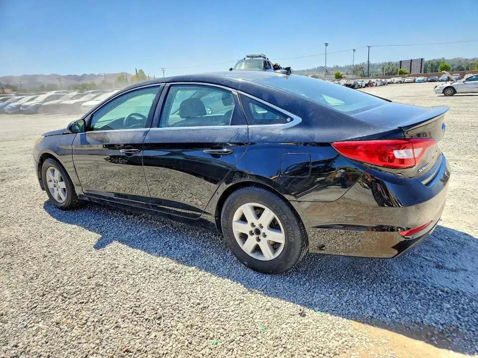2017 HYUNDAI SONATA SE  