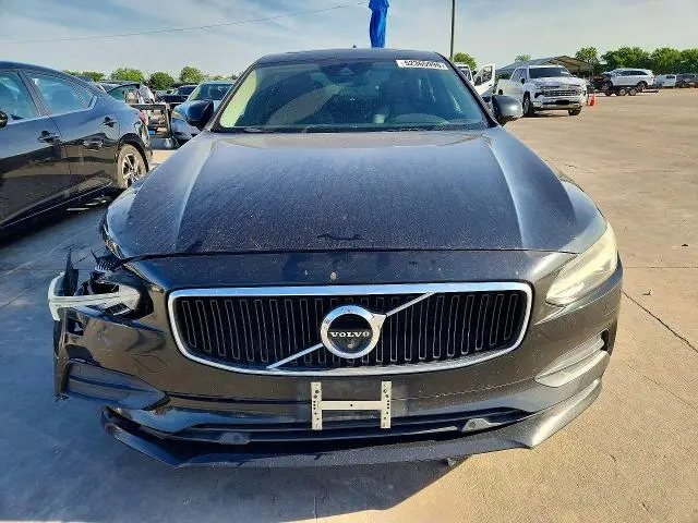 2017 VOLVO S90 T5 MOMENTUM  