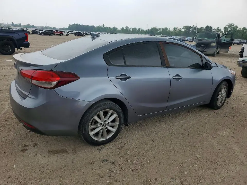 2017 KIA FORTE S  