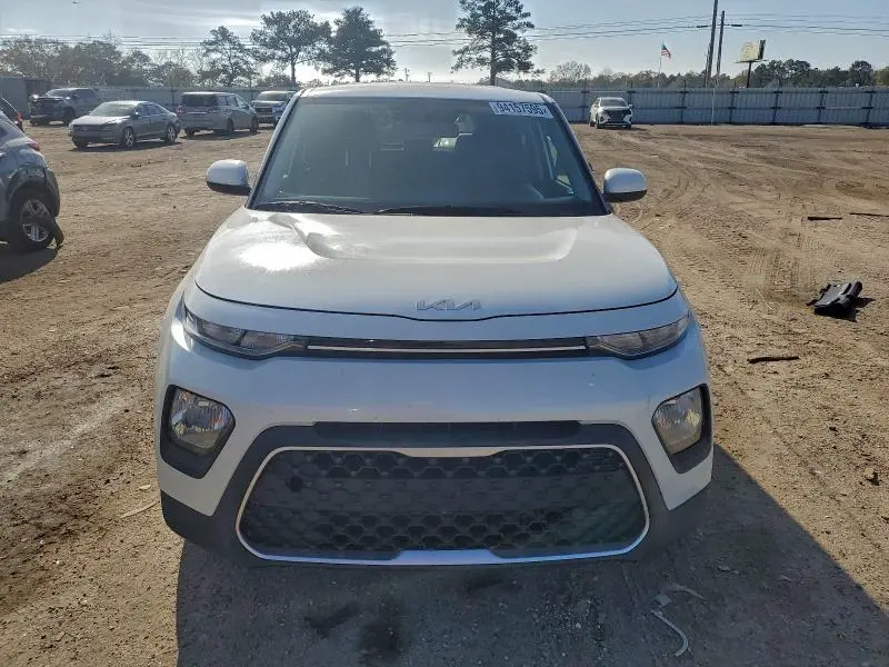 2022 KIA SOUL LX  