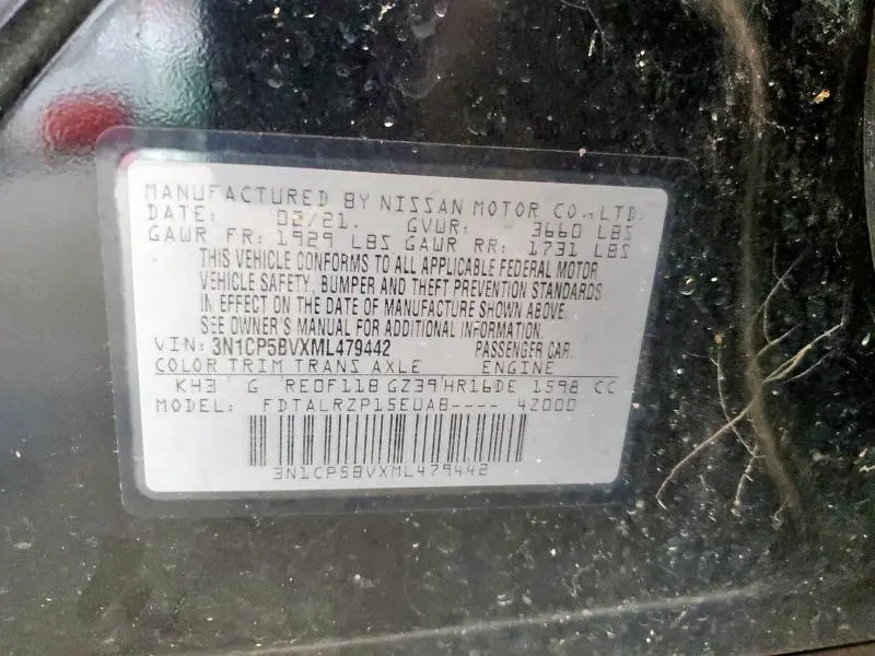 2021 NISSAN KICKS S  