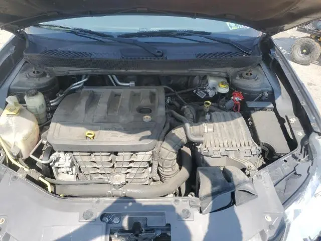 2010 CHRYSLER SEBRING LIMITED  