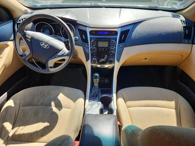 2011 HYUNDAI SONATA GLS  