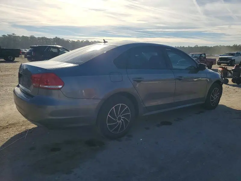 2014 VOLKSWAGEN PASSAT S  