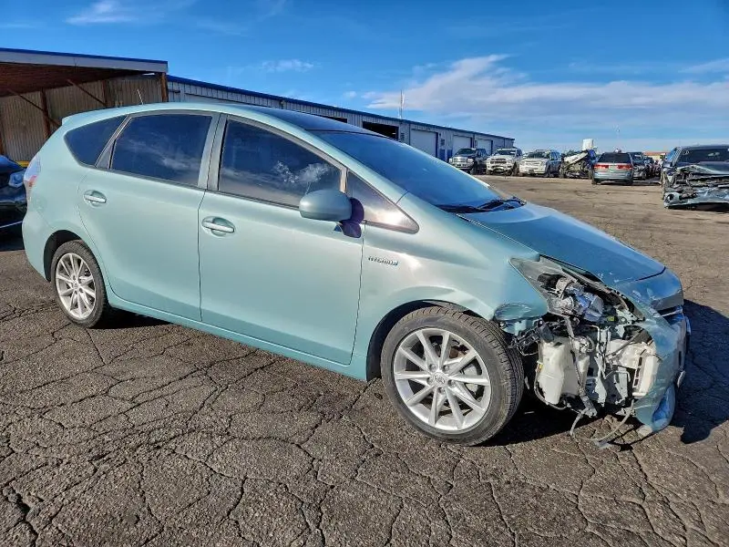2013 TOYOTA PRIUS V   