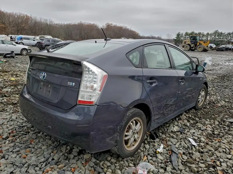 2011 TOYOTA PRIUS   