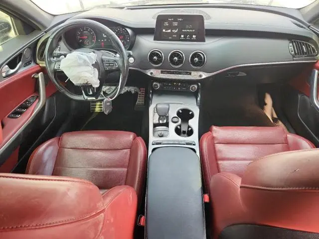 2021 KIA STINGER GT2  