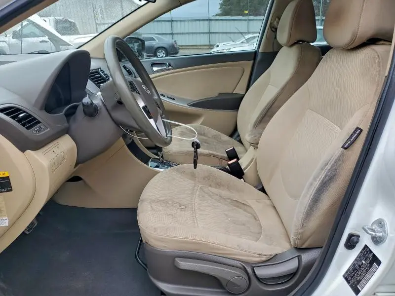 2013 HYUNDAI ACCENT GLS  