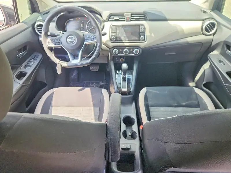 2020 NISSAN VERSA SV  