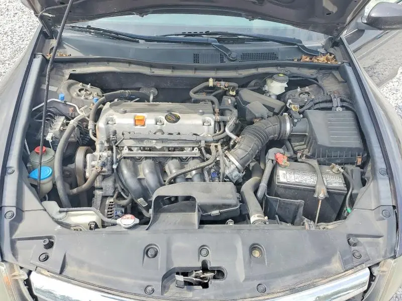 2011 HONDA ACCORD LX  
