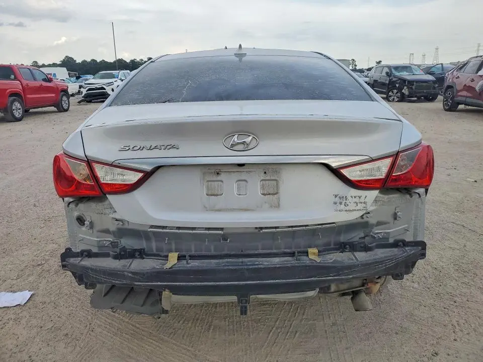 2014 HYUNDAI SONATA GLS  