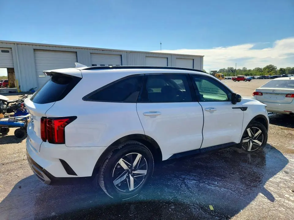 2022 KIA SORENTO S  