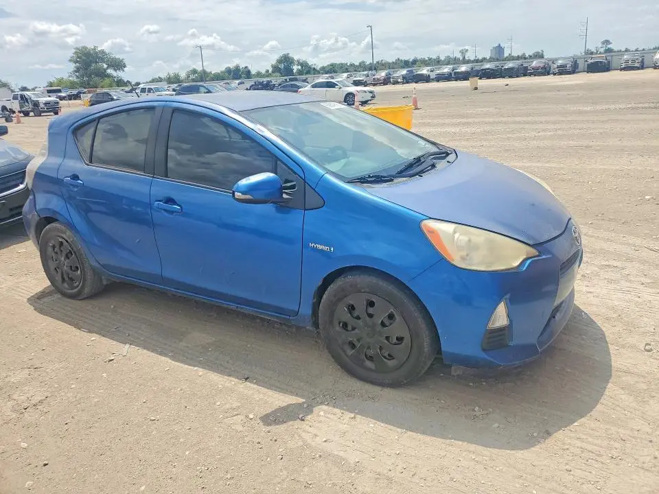 2012 TOYOTA PRIUS C TWO  