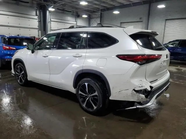 2021 TOYOTA HIGHLANDER XSE  