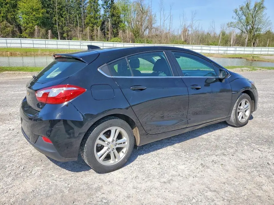 2017 CHEVROLET CRUZE LT  