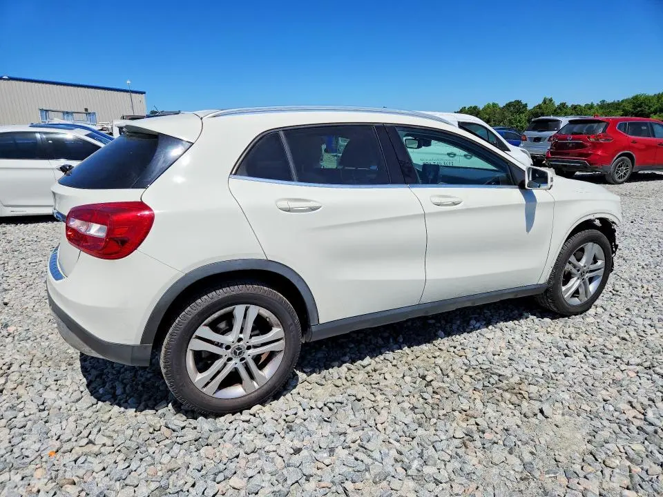 2018 MERCEDES-BENZ GLA 250  