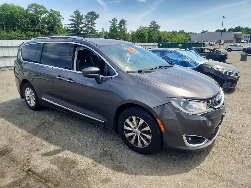 2019 CHRYSLER PACIFICA TOURING L  