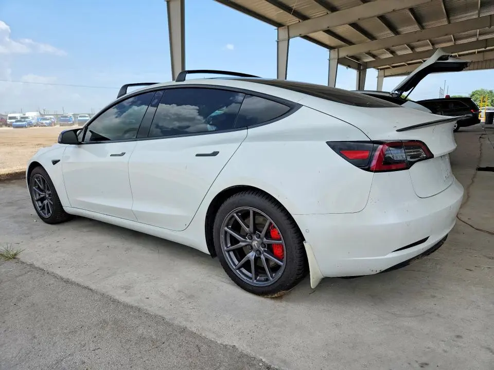 2018 TESLA MODEL 3   