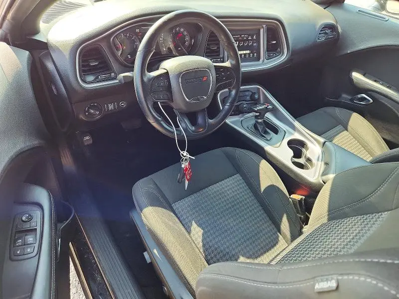 2020 DODGE CHALLENGER SXT  