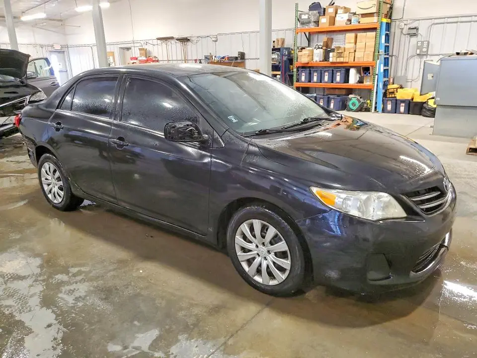 2013 TOYOTA COROLLA LE  