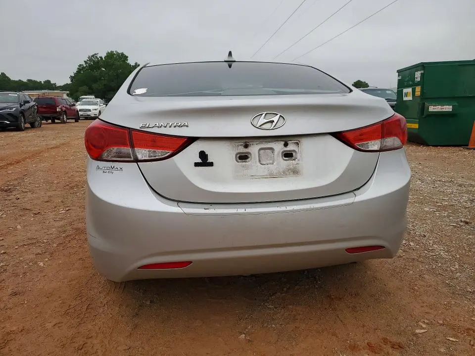 2012 HYUNDAI ELANTRA GLS  