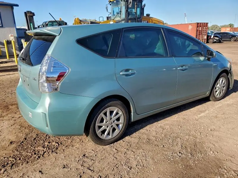 2013 TOYOTA PRIUS V   