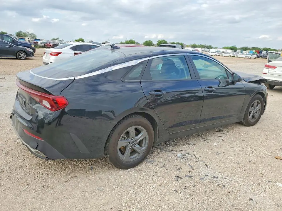 2022 KIA K5 LX  