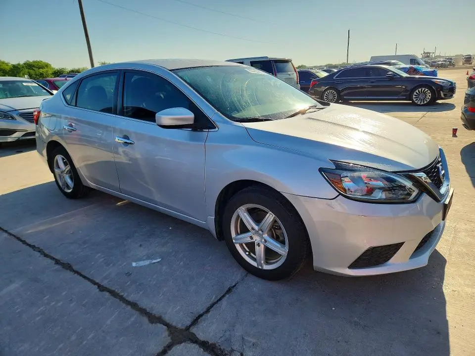 2017 NISSAN SENTRA SV  