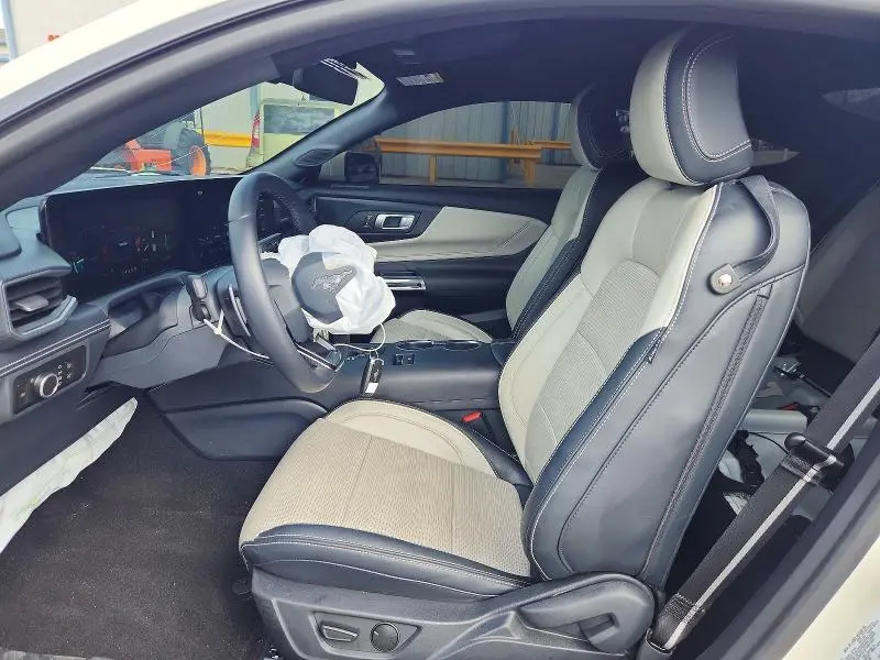 2025 FORD MUSTANG GT  