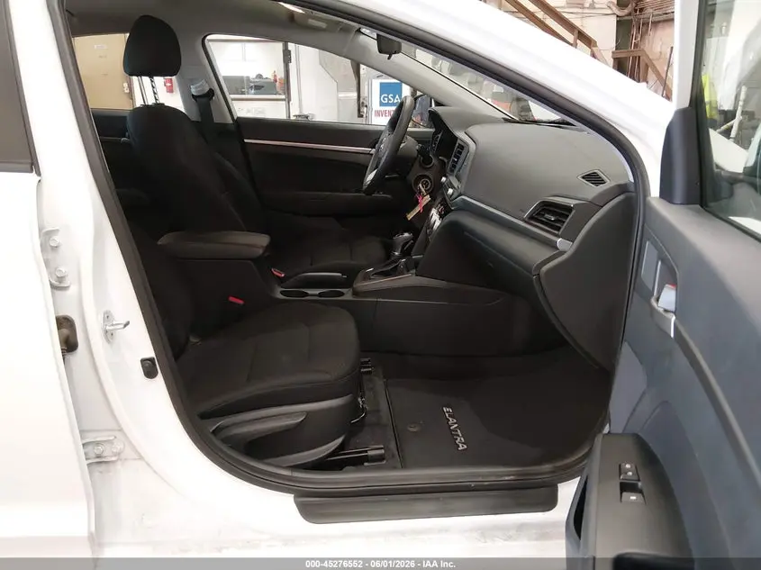 2019 HYUNDAI ELANTRA SE