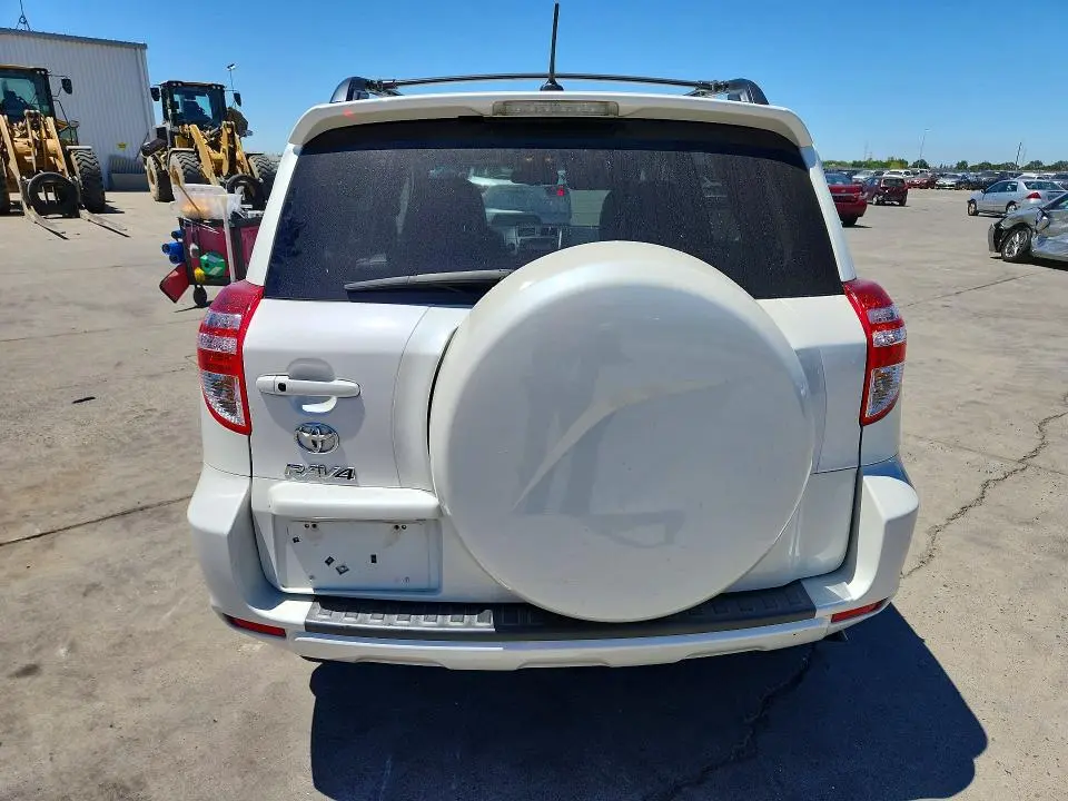 2012 TOYOTA RAV4 LIMITED  