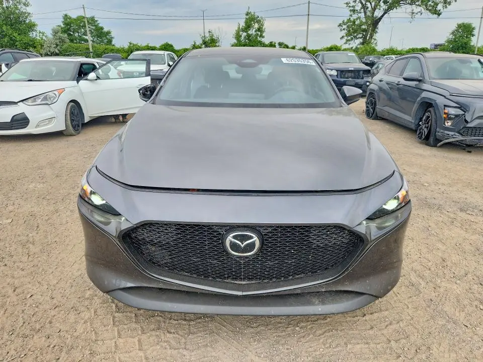 2025 MAZDA 3 PREFERRED  
