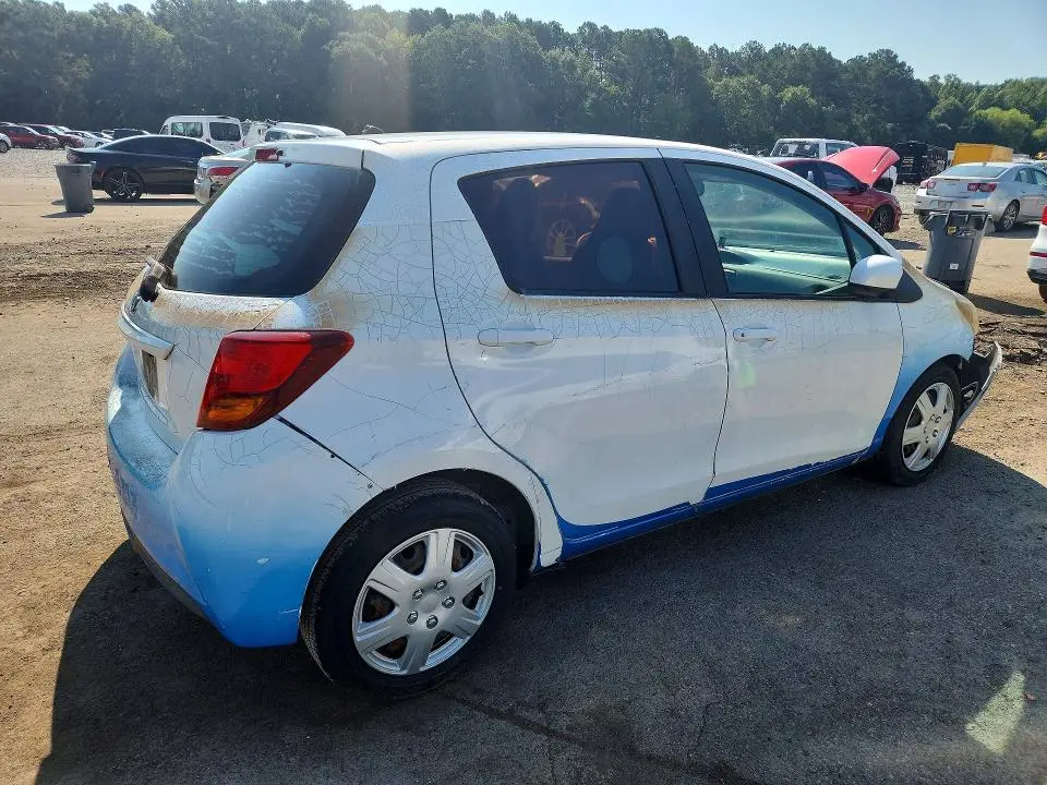 2015 TOYOTA YARIS 5-DOOR L  