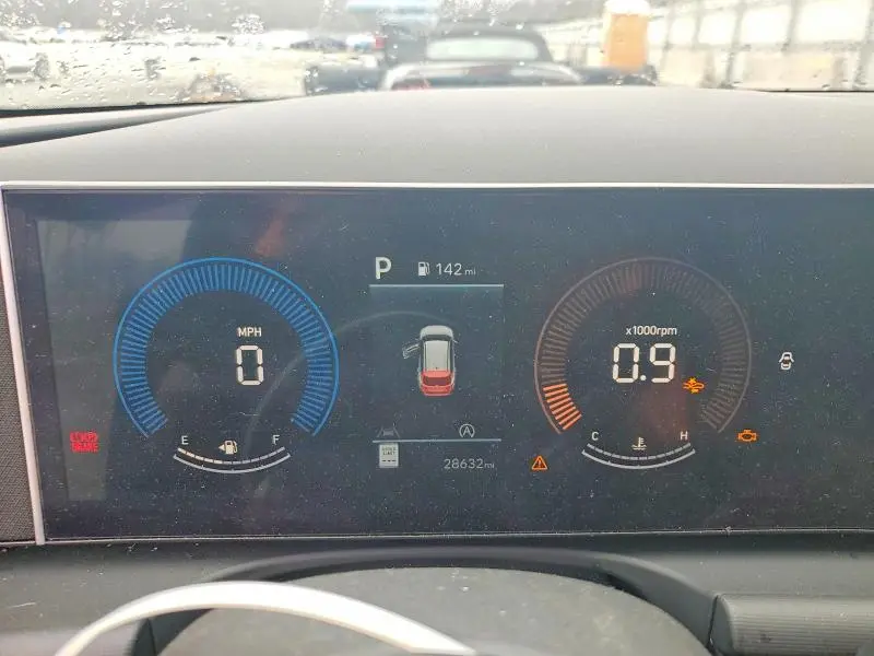 2025 HYUNDAI TUCSON SEL  