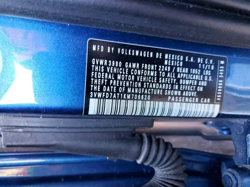 2019 VOLKSWAGEN BEETLE S  