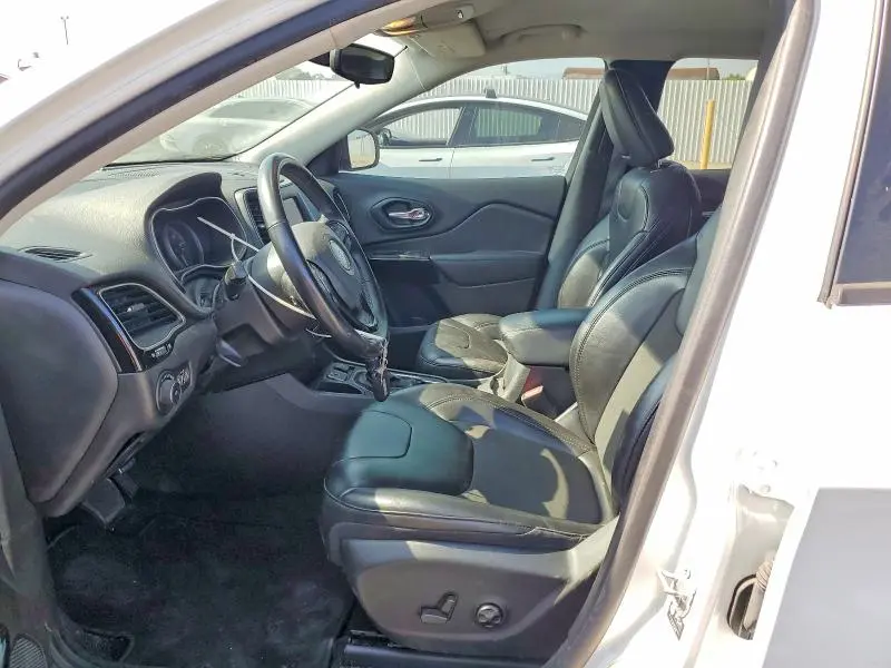 2021 JEEP CHEROKEE LATITUDE PLUS  