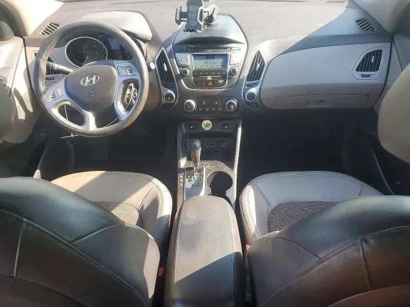 2011 HYUNDAI TUCSON GLS  